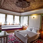Kalemi Hotel Gjirokastër
