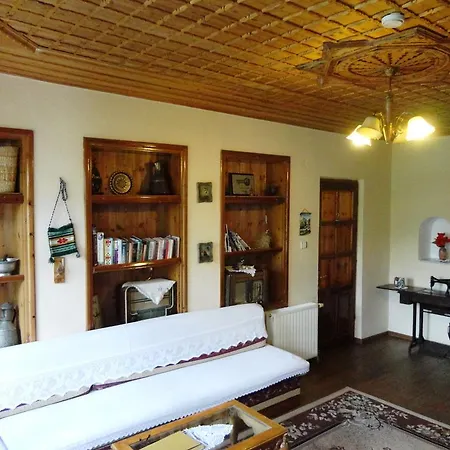 Kalemi فندق Gjirokastër