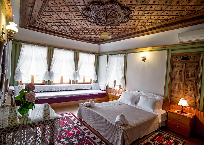 Kalemi Hotel Gjirokastër