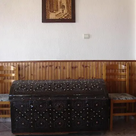 Kalemi Hotel Gjirokastër