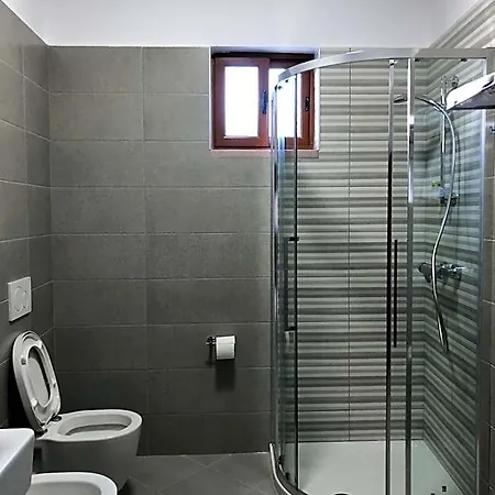 Kalemi Hotel Gjirokastër