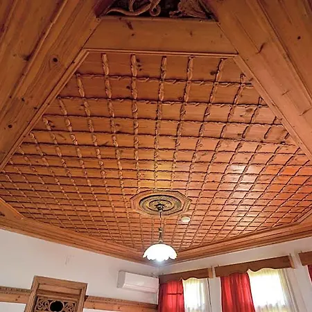 Kalemi Gjirokastër