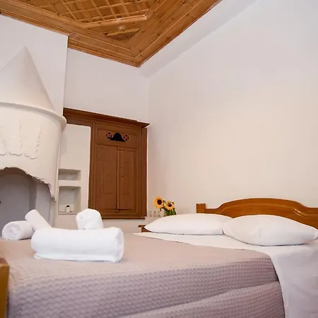 Kalemi Hotel Gjirokastër